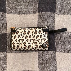 Petunia Pickle Bottom Nimble Clutch Diaper Changer- Leopard Print